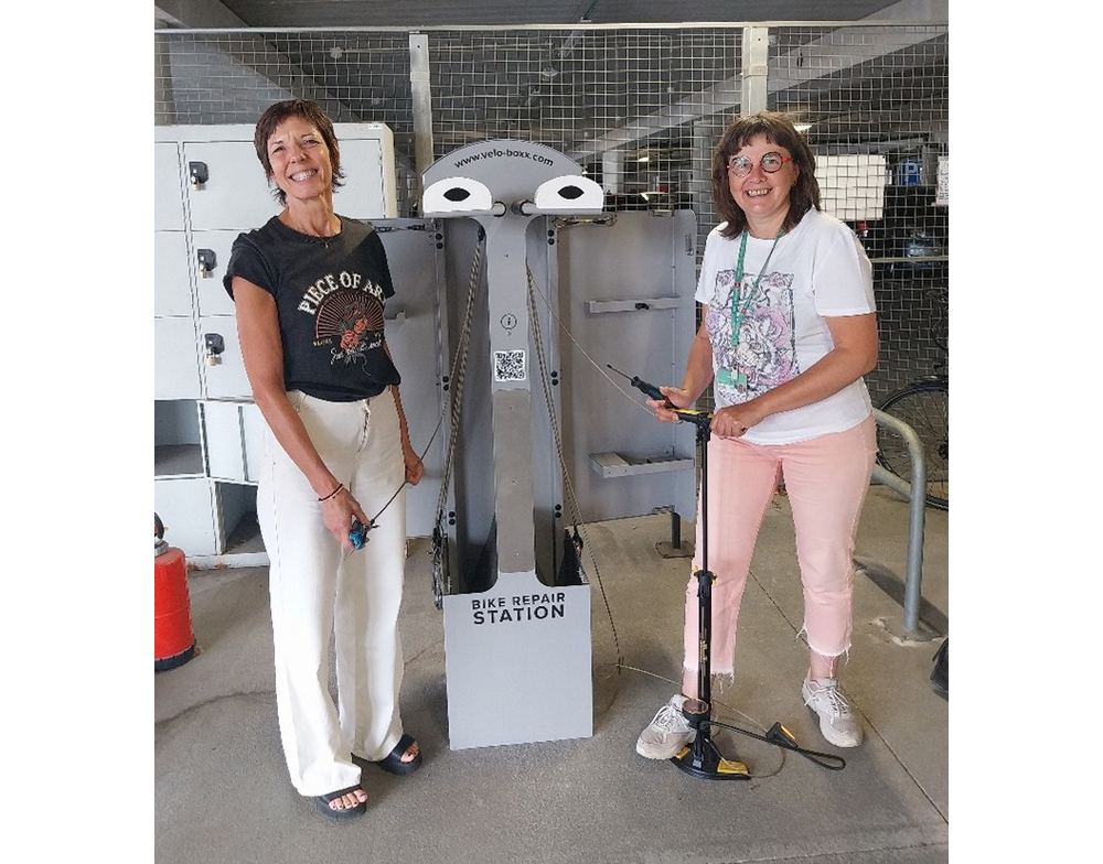 1009-p27-29-christine-et-henriette-2-mont-le-gia.jpg